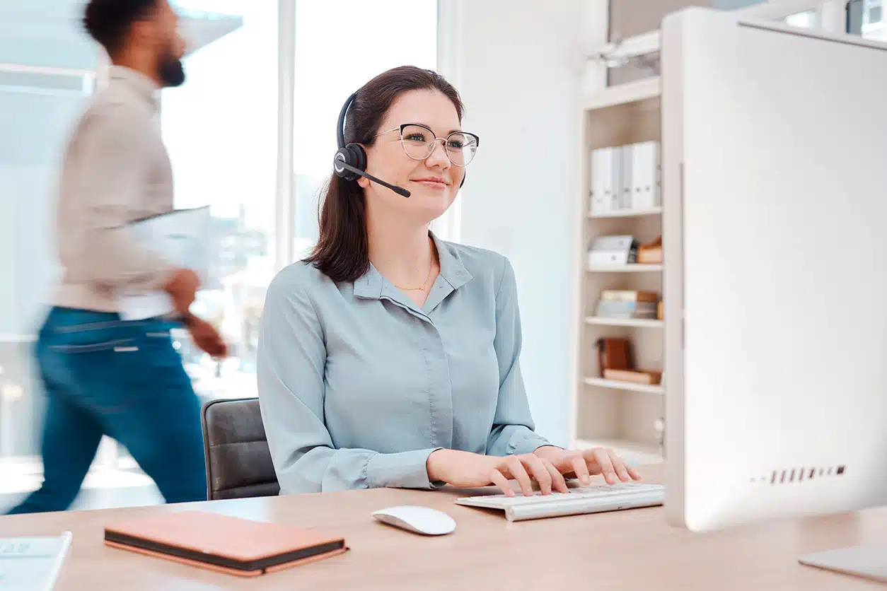 que-es-auxiliar-administrativo-corporaciones-locales
