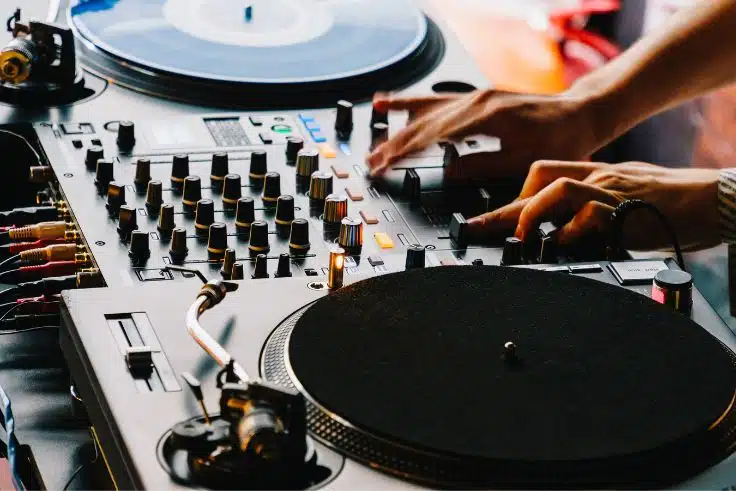 scratch-dj