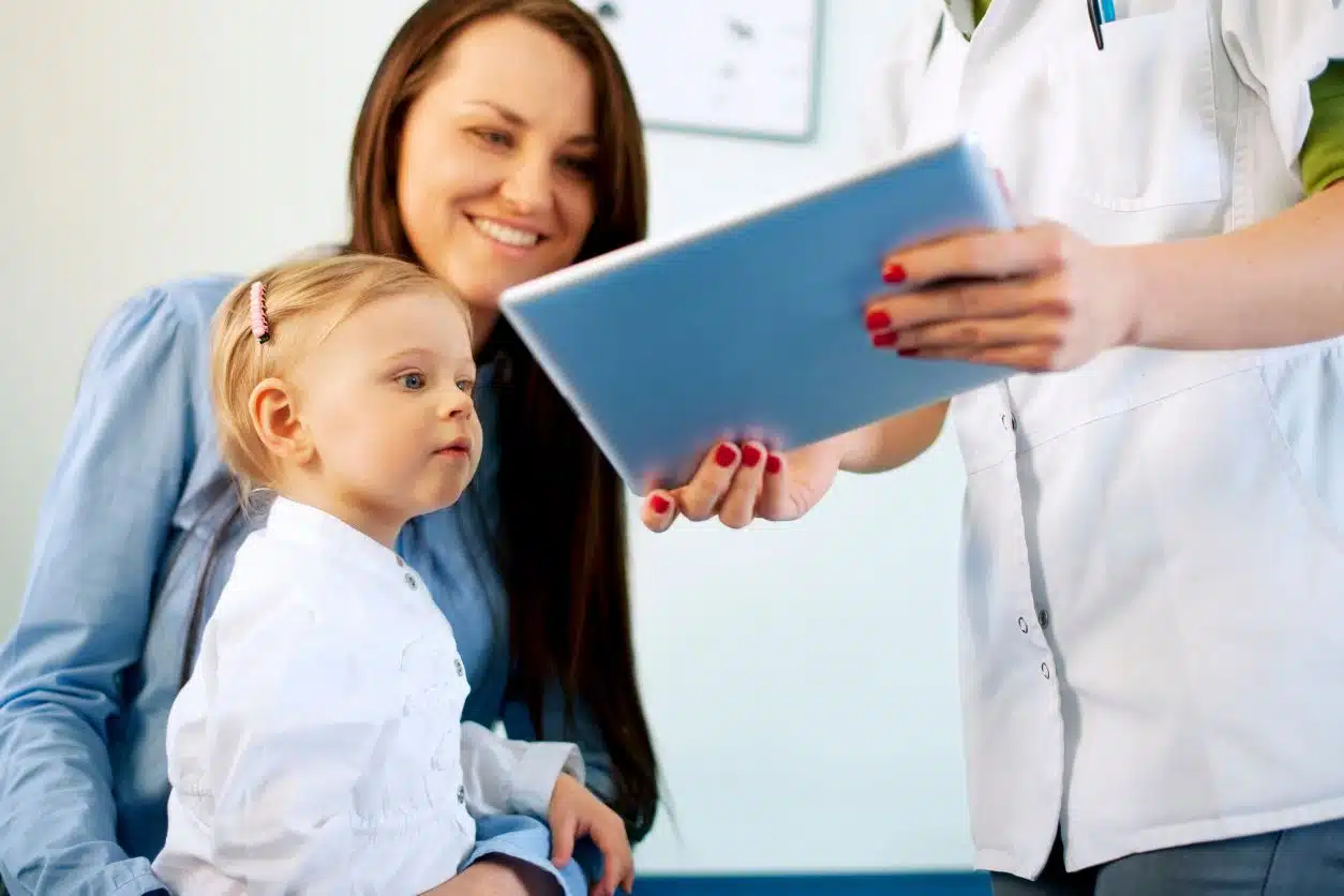 requisitos para auxiliar de pediatría